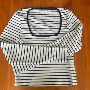 Abercrombie Cropped Square Neck White and Navy Striped Shirt Soft a&f essentials